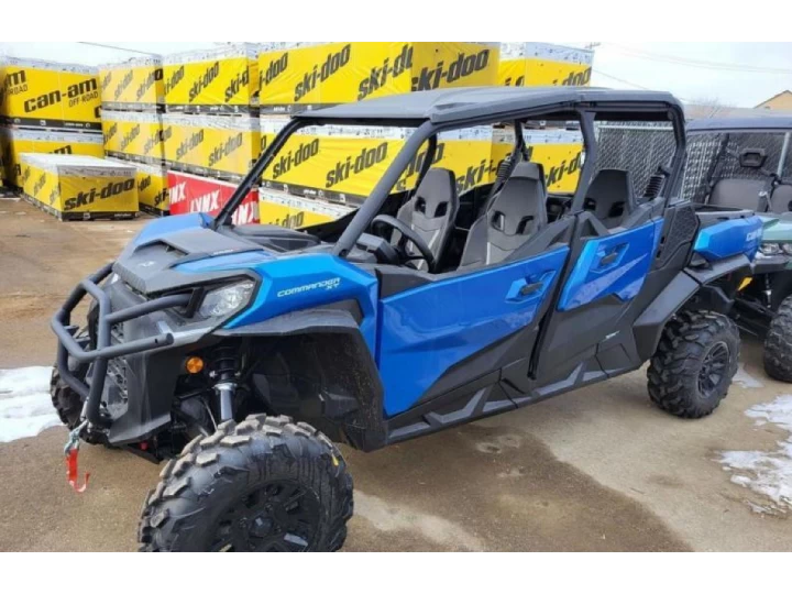 2023 Can-Am Commander MAX XT 
