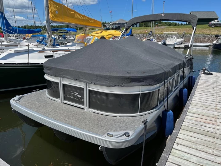 2020 Bennington Marine 21 SSBX Tri toon