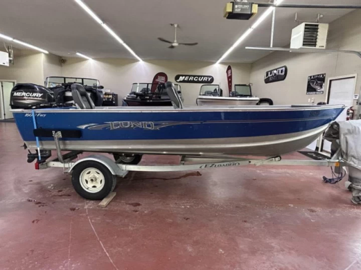 2017 Lund Fury 1600 Tiller 