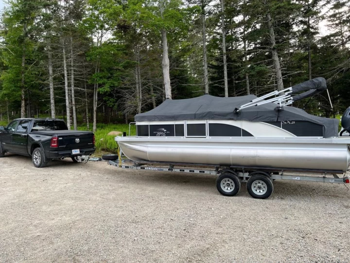 2020 Bennington Marine 21 SSBX Tri toon