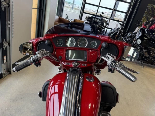 Harley-Davidson FLHXSE - CVO Street Glide  2016