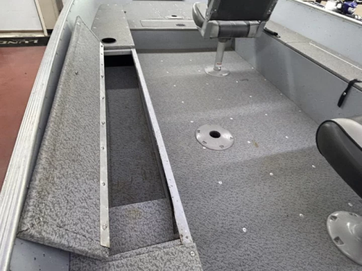 2017 Lund Fury 1600 Tiller 