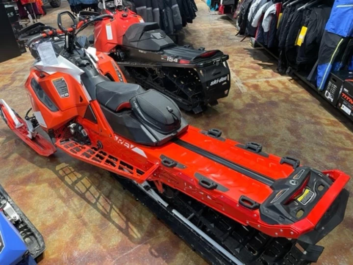 2020 Ski-Doo Summit® X® With Expert Package 850 E-TEC® ME 165 P 